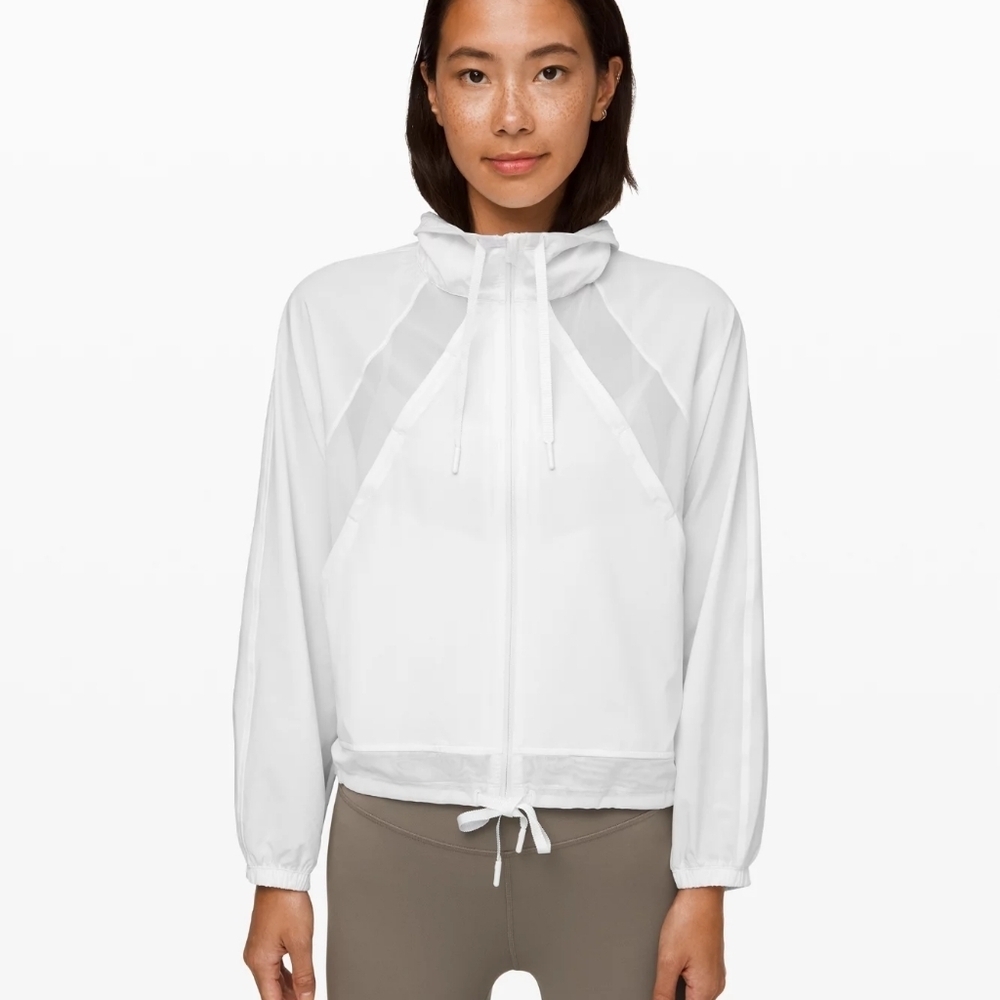 Lululemon Get Going Jacket in White Size 4 Lightweight Windbreaker